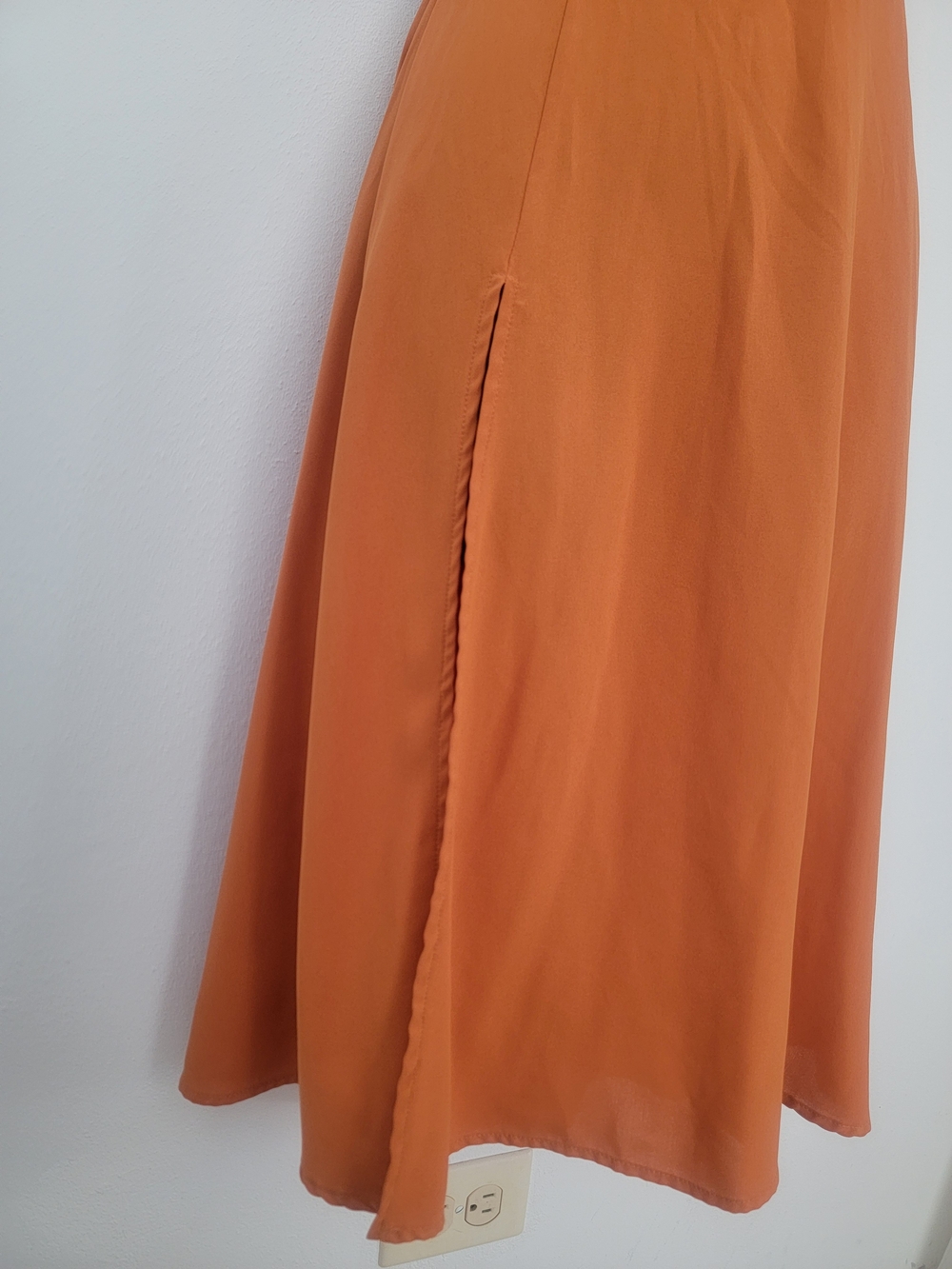 Women's Classic Orange Midi Dress - Picture 4 of 4